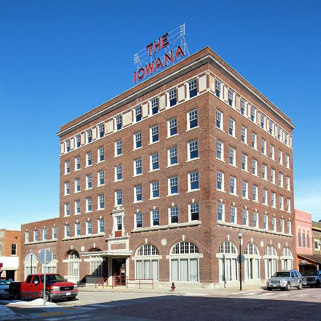 Sikes Abernathie - The Iowana