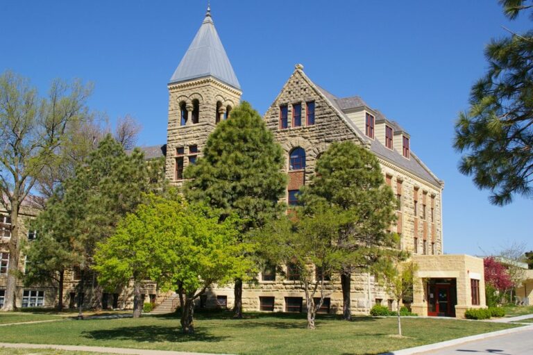 Sikes Abernathie - Baden Hall Apartments